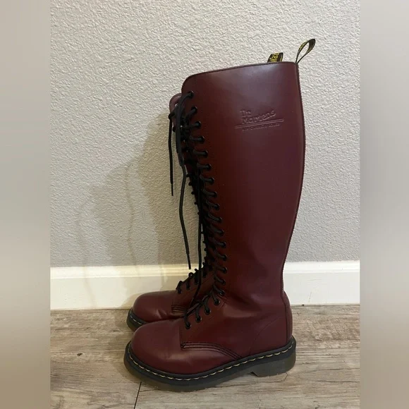 Dr Doc Martens Womens Size 5 Oxblood Red Leather Calf 20 Eyelet Boots - Picture 2 of 12